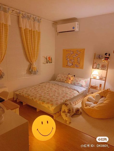 Korean Bedroom Ideas, Small Room Makeover, Beds Ideas, Indian Bedroom Decor, Bedroom Furniture Ideas, Small Room Decor, Bedroom Ideas For Small Rooms, Yellow Room, Dekorasi Kamar Tidur