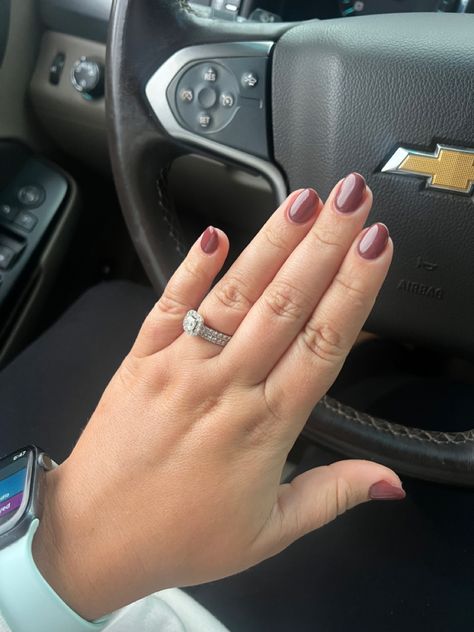 Fall nail color, gel, round nails Nail Inspo End Of Summer, Fall Nail Color, Round Nails, Fall Nail Colors, Autumn Nails, Fall Nail, Nail Color, Fall Nails, End Of Summer