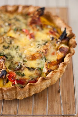 Vegetable Quiche, Breakfast Quiche, Roasted Vegetable, Tater Tots, Quiche Recipes, Egg Recipes, Roasted Vegetables, Vegetable Dishes, Vegetarian Dishes