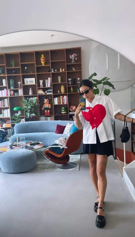 Spring Outfit School, Peggy Gou Style, Selfie Board, Peggy Gou, Fashion Style Outfits, Outfit School, Wu Wear, Mode Inspo, Clean Girl