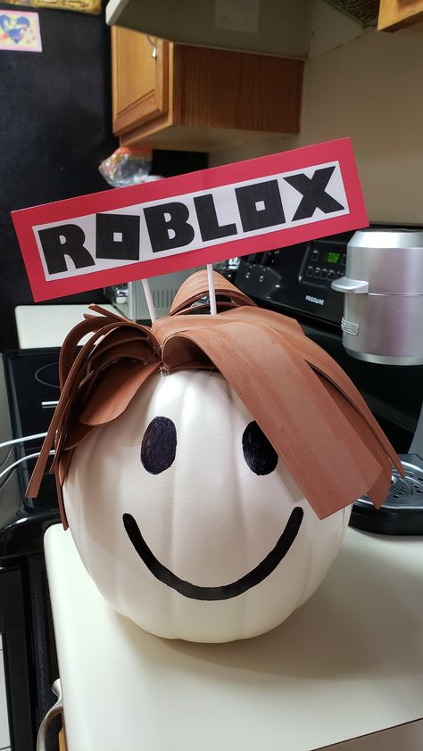 Roblox  character pumpkin Roblox Pumpkin Carving Ideas, Roblox Pumpkin Painting, No Carve Pumpkins Ideas, Minecraft Pumpkin Painting, Roblox Pumpkin Carving, Character Pumpkin Ideas, Lol Pumpkin, Fortnite Pumpkin, Roblox Pumpkin