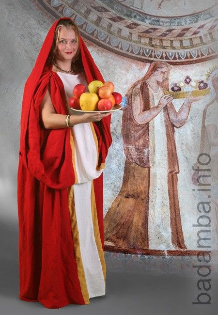 Ancient Greek People, Rome Costume, Ancient Roman Clothing, Roman Clothing, Ancient Greek Clothing, Roman Clothes, Rome Fashion, Fashion Timeline, Greek Women