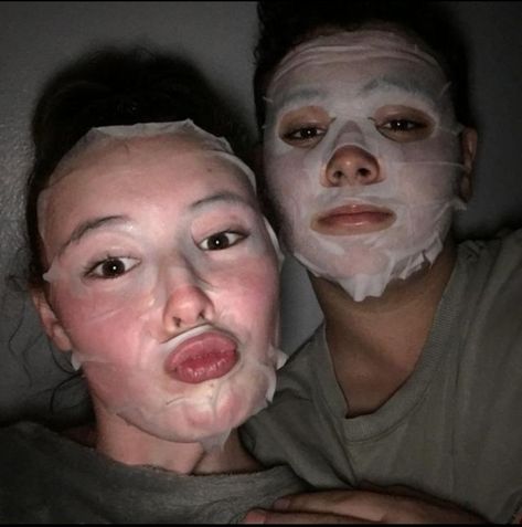 Face mask #couplegoals Face Mask Aesthetic, Mask Aesthetic, Face Sheet Mask, Sleepover Ideas, Girl Day, Couple Goals, Face Masks, Carnival Face Paint, Face Mask