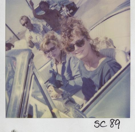 a polariod from the set of “Thelma & Louise” 1991 Thelma And Louise Movie, Thelma And Louise, Set Pictures, 20th Century Women, Criterion Collection, Geena Davis, Thelma Louise, Susan Sarandon, Lights Camera Action