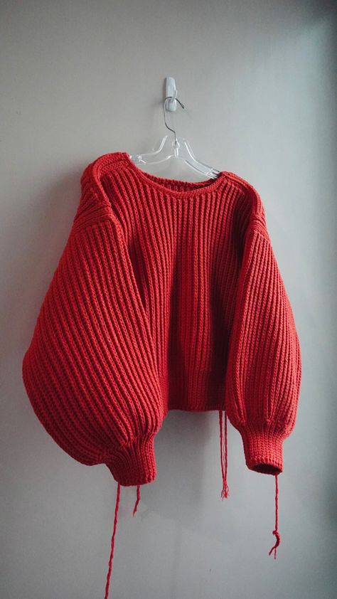 Crochet Pattern Sweater, Sweaters Design, Crochet Sweater Design, Short Sweater, Crochet T Shirts, Amazing Crochet, Sweater Tops, Knitting Women Cardigan, Crochet Fashion Patterns