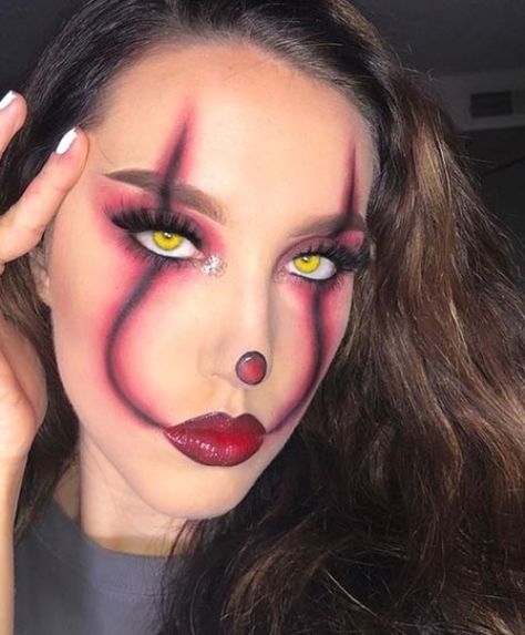 Scary Pennywise, Pennywise Makeup, Halloween Makeup Clown, Holloween Makeup, Halloween Makeup Pretty, Amazing Halloween Makeup, Halloween Makeup Scary, Halloween Eyes, Halloween Makeup Easy