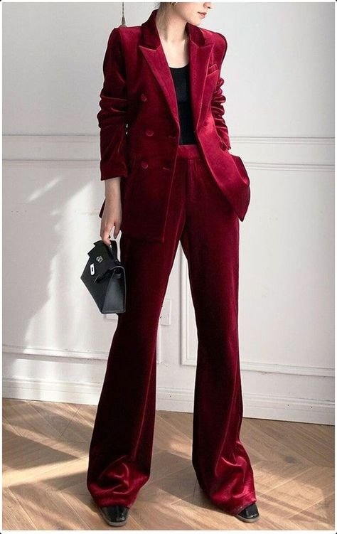 Luxury Red Blazer For Festive Occasions, Luxury Holiday Suits In Elegant Style, Womens Prom Pant Suits, Luxury Red Winter Suit, Luxury Red Festive Blazer, Luxury Burgundy Blazer For Party, Burgundy Velvet Wedding Dress Pants, Red Velvet Pant Suit For Women, Velvet Suits Woman