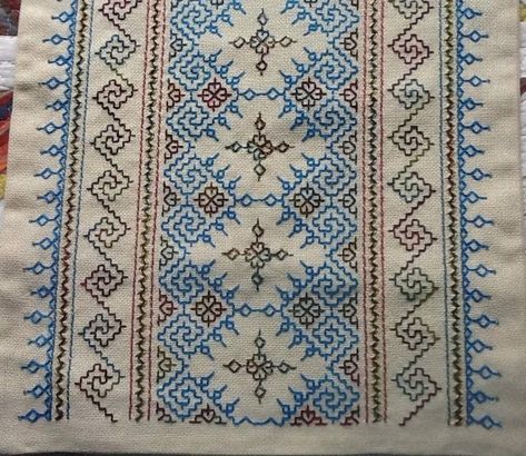 Kasuti Embroidery Motifs Design, Kasuti Embroidery Motifs Traditional, Kasuti Embroidery Design Pattern, Kasuti Embroidery Motifs, Kasuti Motifs, Free Swedish Weaving Patterns, Blackwork Embroidery Designs, Kasuti Embroidery, Swedish Weaving Patterns