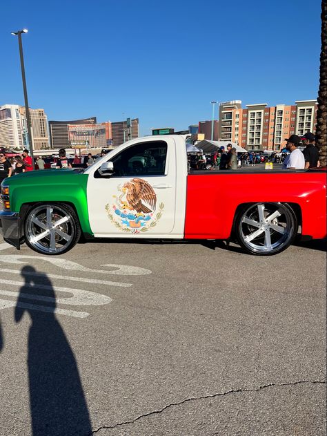 Mexican Trucks, Vehicles Aesthetic, Fridge Photos, Chevy Trucks Silverado, Lowrider Trucks, Car Life, Lowered Trucks, Unhealthy Obsession, Pimped Out Cars