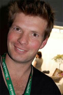 Phil Harvey Phil Harvey, Different Emotions, Coldplay, Cool Bands, Charlie Brown, Songs, Band