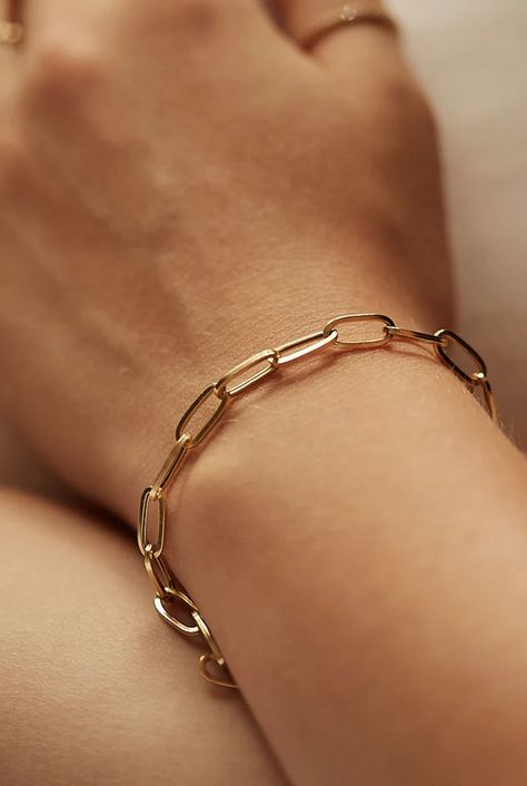 Solid Gold Paperclip Bracelet Gold Chain Bracelet Chain - Etsy Turkey Custom Signet Ring, Chain Charm Bracelet, Charm Bracelet Silver, Paperclip Bracelet, Gold Chain Bracelet, Solid Gold Bracelet, Gold Link Bracelet, Gold Link Chain, Solid Gold Chains