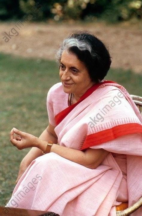 INDRA GANDHI Indira Gandhi Saree, Indra Gandhi, National Leaders, Priyanka Gandhi, Freedom Fighters Of India, Prince Charles And Diana, Indian Legends, Mother India, Iron Lady