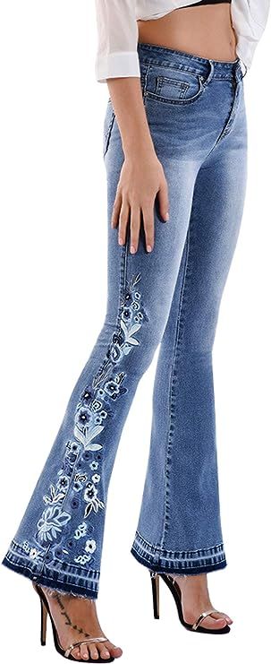 Embroidery Designs are the hottest latest trend in the women's fashion industry. They are considered so stylish nowadays. If you are looking for sexy high waist bell-bottomed jeans feet pants that can make your body curves shine bright like a diamond, then these will be your favorite jeans... Long Denim Pants, Jeans Store, Bootcut Jean, Flare Leg Jeans, Vintage Pants, Jeans For Women, Embroidered Jeans, High Waisted Shorts Denim, Bell Bottom