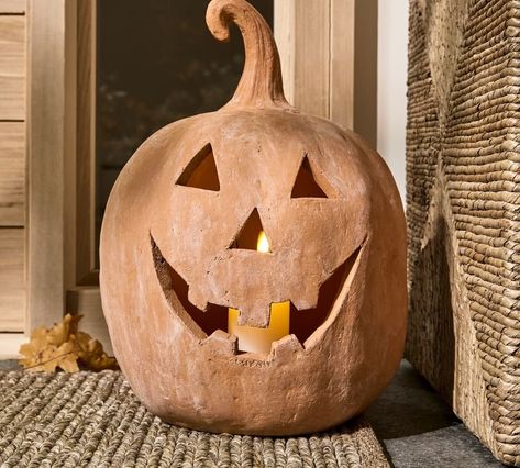 DIY PotteryBarn Jack-O-Lantern Dupe! — SpaceLift Hey Pumpkin, Traditions Around The World, Classy Halloween, Beautiful Halloween, Boho Halloween, Holiday Deco, Fall Beauty, Halloween Bash, Witching Hour