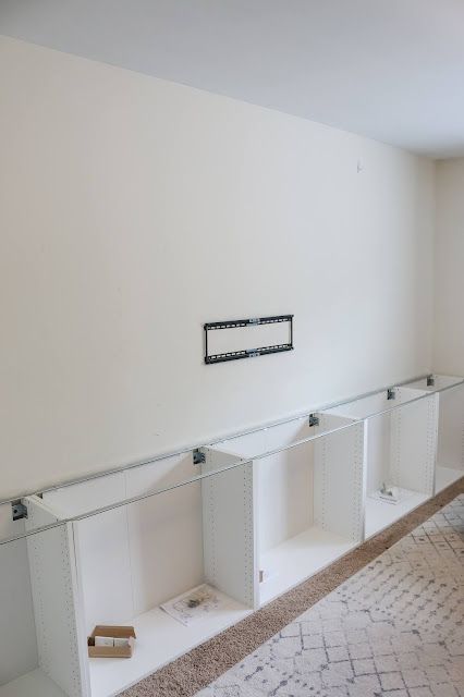 Hanging IKEA SEKTION cabinets