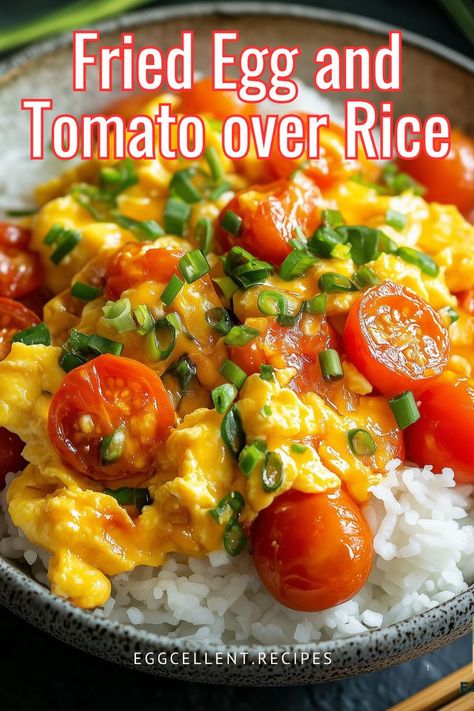 This easy-to-make recipe combines the flavors of juicy tomatoes with perfectly fried eggs, all served on a bed of fluffy rice. #tomato egg chinese #tomato egg chinese recipe #chinese tomato and egg noodles #tomato egg rice chinese #tomato egg breakfast #tomato egg recipe #egg tomato sauce breakfast #egg tomato recipes for breakfast Tomato Scrambled Eggs, Things To Make With Fresh Tomatoes, Tomato Egg Chinese, Tomato Egg Breakfast, Tomato Egg Recipe, Eggs And Tomatoes, Tomato Eggs, Egg And Tomato, Tomato And Egg