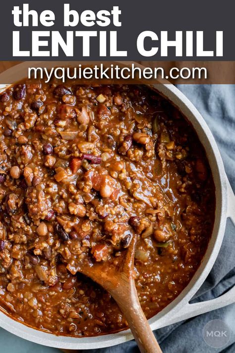 45-Minute Lentil Chili (Vegan) Bison Chili Recipe, Veg Chili, Lentil Chili Recipe, Best Vegan Chili, Chili Vegan, Lentils Vegan, Vegan Chilli, Lentils Beans, Lentil Chili