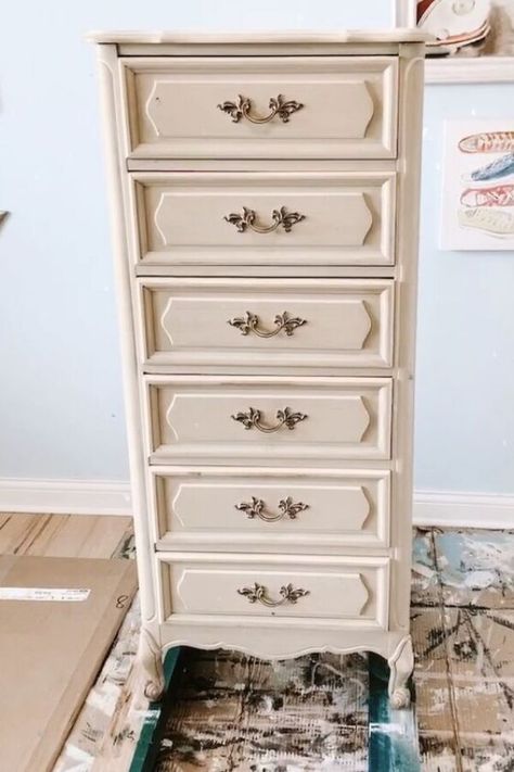 You'll be impressed with these creative painted dresser, coffee table, side tables and other furniture upcycle ideas here. Perfect for decorating your living room, bedroom, entryway and kitchen on a budget. #hometalk Furniture Makeover Ideas, Lingerie Dresser, Krud Kutter, Chest Makeover, Diy Furniture Makeover, Diy Furniture Makeover Ideas, Furniture Upcycle, Provincial Furniture, Provincial Style