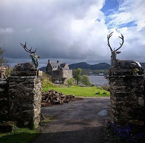 Castles of Scotland on Instagram: “Duntrune Castle was originally built by Clan MacDougall in the 12th century; latterly being taken over by Clan Campbell. This resulted in…” Scotland Forever, Fairy Pools, Castle Scotland, Scotland Castles, Scottish Castles, England And Scotland, Beautiful Castles, Edinburgh Scotland, Scotland Travel