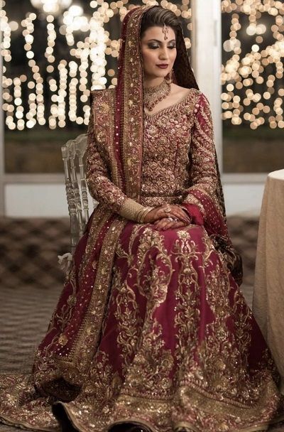 Heavy Bridal Lehenga Designs Pakistani Bridal Dresses Online, Walima Dress, Red Bridal Dress, Desi Wedding Dresses, Asian Bridal Dresses, Bridal Lehenga Collection, Latest Bridal Dresses, Bridal Dresses Pakistan, Designer Bridal Lehenga