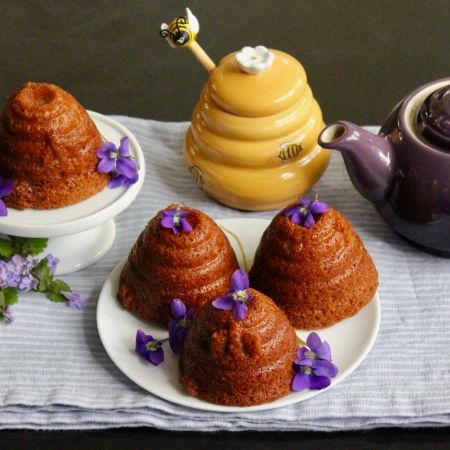 Honey Cakes Beltane, Witchy Tea Party Food, Beltane Honey Cakes, May Day Recipes, Beltane Traditions Food, Beltane Cake, Beltane Food, Tea Foods, Honey Cakes