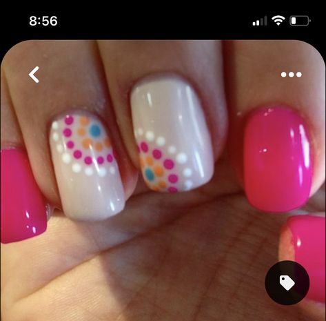 Moms Nails, Summer Nails 2023, Beach Nail, Pretty Nail Art Designs, Nail Style, Dots Nails, Cute Gel Nails, Nails 2023, Short Acrylic Nails Designs