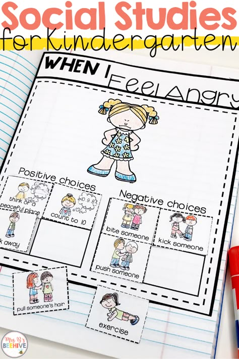 Interactive social studies for your kindergarten curriculum. Help students learn about community helpers and other social studies topics with these engaging activities. #kindergartensocialstudies #kindergarten #socialstudies #communityhelpers Kindergarten Social Studies Lessons, Teaching Social Studies Elementary, Kindergarten History, Social Studies Kindergarten, Preschool Social Studies, Social Studies Topics, Interactive Notebooks Social Studies, Interactive Journal, Elementary Social Studies