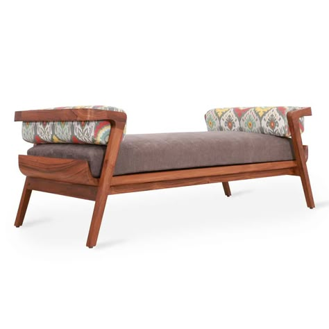 Sofa Sanctuary: Cozy Living Lounge Bench Living Room, Diwan Sofa Modern, Diwan Seating Living Rooms, Modern Diwan, Lobby Waiting Area, Diwan Sofa, Settee Living Room, Sofa Living Rooms, Garden Chairs Design