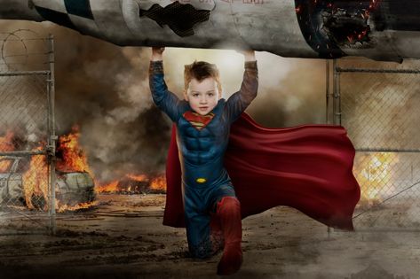 14 Superhero Photoshoot Ideas for Kids and Adults Photoshoot Ideas For Kids, Superhero Photoshoot, Best Poses, Superhero Family, Baby Superhero, Photography Mini Sessions, Men Kissing, Holding Baby, Blog Inspiration