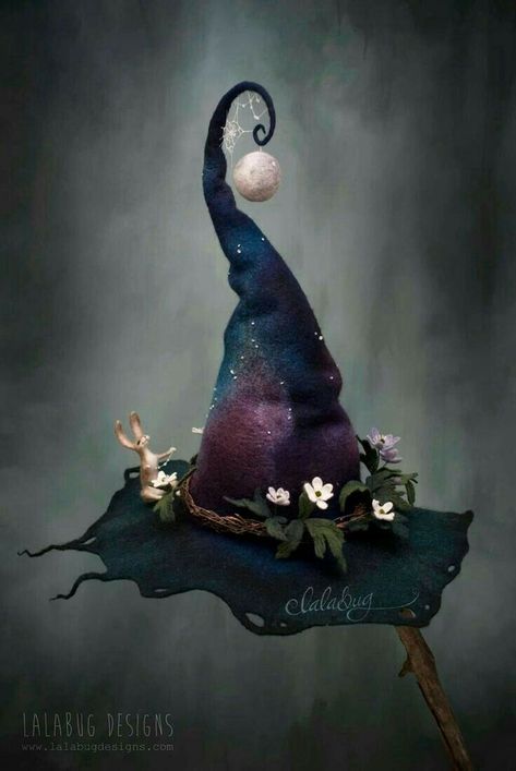 Unique Witch Hat, Witch Hat Art, Galaxy Hat, Witch Hats Costume, Felt Witch Hat, Witch Hats, Witches Hat, Witchy Crafts, Halloween Hats