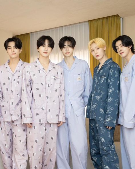 Enhypen In Pajamas, Enhypen Ot7, Matching Pajamas, Pajamas, Quick Saves