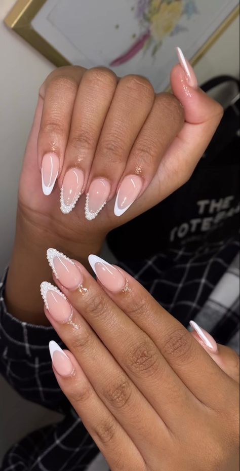 French Tip Bridesmaid Nails, Bridesmaid French Nails, Almond Nails With Pearls On Them, Almond Nails Wedding Classy, 2024 Graduation Nails Ideas, Classy Baddie Nails Almond, Almond Graduation Nails, Short Almond Nails Designs Simple Classy, Bride Nail Ideas