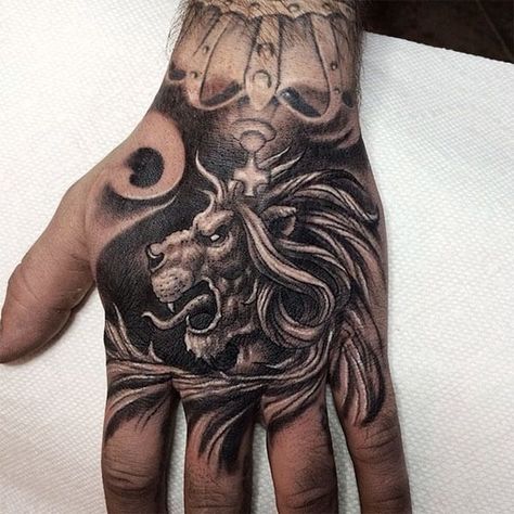 Top 75 Best Hand Tattoos for Men - Unique Design Ideas | Improb Lannister Lion, Crow Tattoos, Lion Hand Tattoo, Hand Tattoo Images, Herren Hand Tattoos, Skull Hand Tattoo, Rose Hand Tattoo, Mens Lion Tattoo, Tatoo Inspiration