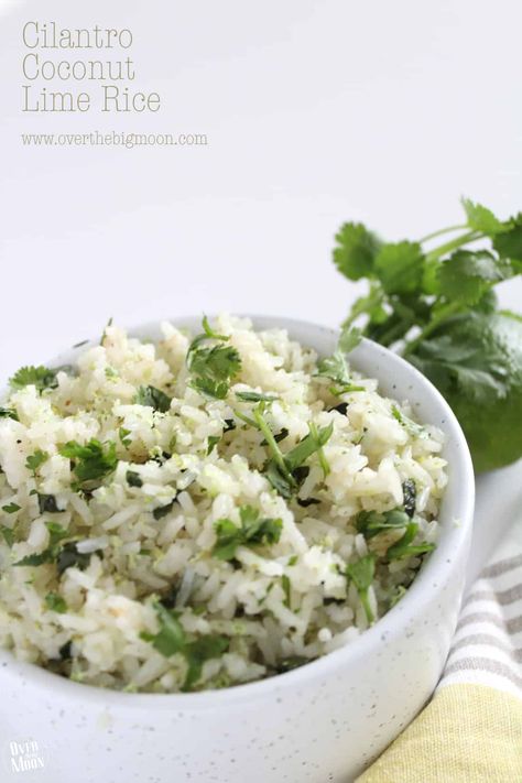 Cilantro Lime Coconut Rice Chipotle Cilantro Lime Rice, Cilantro Rice Recipe, Basmati Brown Rice, Coconut Lime Rice, Steak Salad Recipe, Lime Rice Recipes, Copycat Chipotle, Best Cafe, Cafe Rio