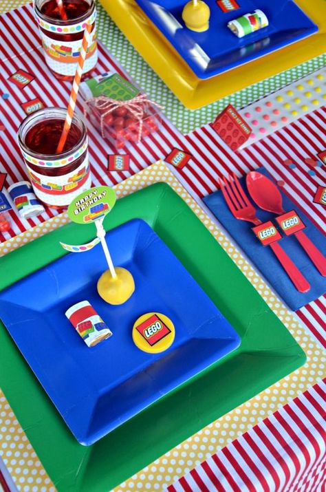 Lego inspired birthday party ideas with DIY decorations, party printables, fun and food for kids! #lego #legobirthday #legoparty Birthday Desserts Table, Desserts Table, Childrens Parties, Lego Theme, Dessert Table Birthday, Lego Land, Lego Table, Table Party, Bird Party