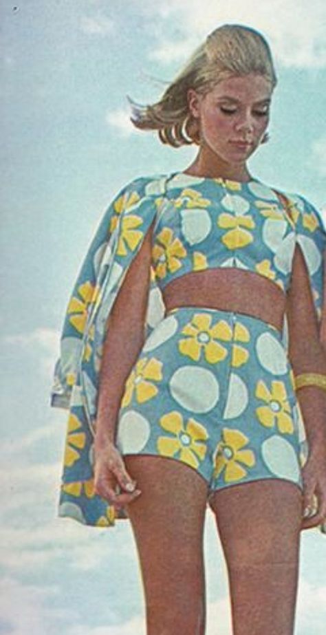 Vintage Beachwear Aesthetic, 1960s Beach Fashion, Vintage Resort Fashion, 60s Beach Outfits, 60s Palm Beach Fashion, 60s Beach Fashion, 1960s Beach Aesthetic, Vintage Resort Wear, Vintage Beach Aesthetic Outfits