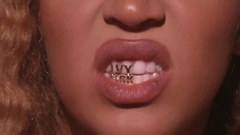 Beyonce Grill, Beyonce Coachella, Gold Grill, Adidas X Ivy Park, Sasha Fierce, Beyonce Knowles Carter, Beyoncé Giselle Knowles-carter, Beyoncé Giselle Knowles, Beyonce Queen