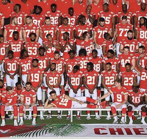 Kansas City Chiefs Stadium, Kansas City Chiefs Funny, Kc Cheifs, Pat Mahomes, Museum Storage, Superbowl Champs, Nfl Chiefs, Sports Edits, Kc Chiefs Football