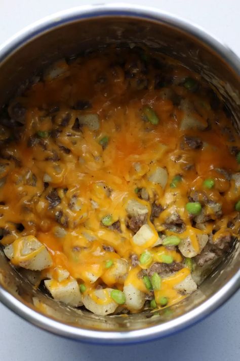 Two Boys Casserole--ground beef, potatoes, vegetables and cheese casserole made fast and easy with your Instant Pot. Ground Sausage Instant Pot, Instant Pot Ground Meat Recipes, Instant Pot Ground Sausage Recipes, Instant Pot Ground Beef Recipes, Casserole Instant Pot, Gf Dinners, Sausage Potato Casserole, Ground Sausage Recipes, Meat And Potatoes Recipes