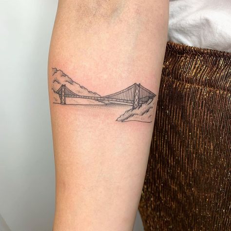 Bridge Tattoo Simple, Bridge Tattoo Ideas, Aus Tattoo, Bay Tattoo, Bridge Tattoo, River Tattoo, Big Cat Tattoo, Night Tattoo, Amsterdam Tattoo