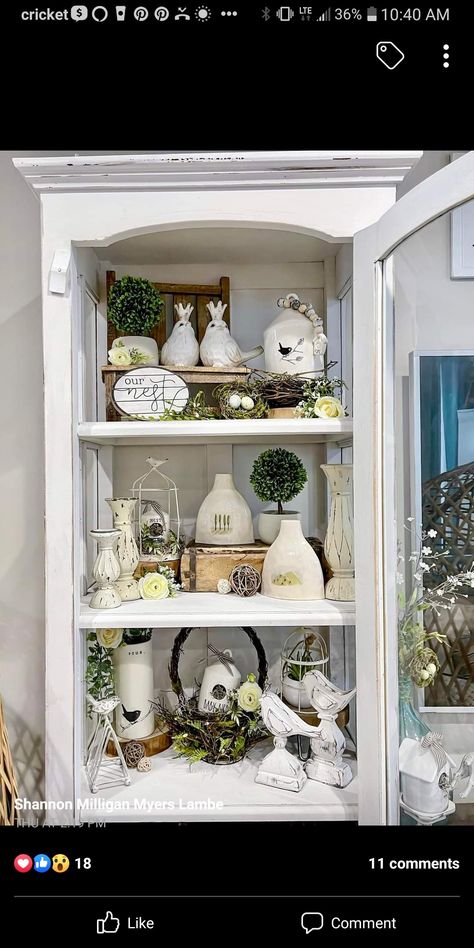 Spring Hutch Decorating Ideas, Spring Hutch Decor, Hutch Decorating Ideas, Vintage Farmhouse Living Room, Vintage Store Displays, Bookshelf Ideas, Magnolia Farms, Styling Shelves, Hutch Decor