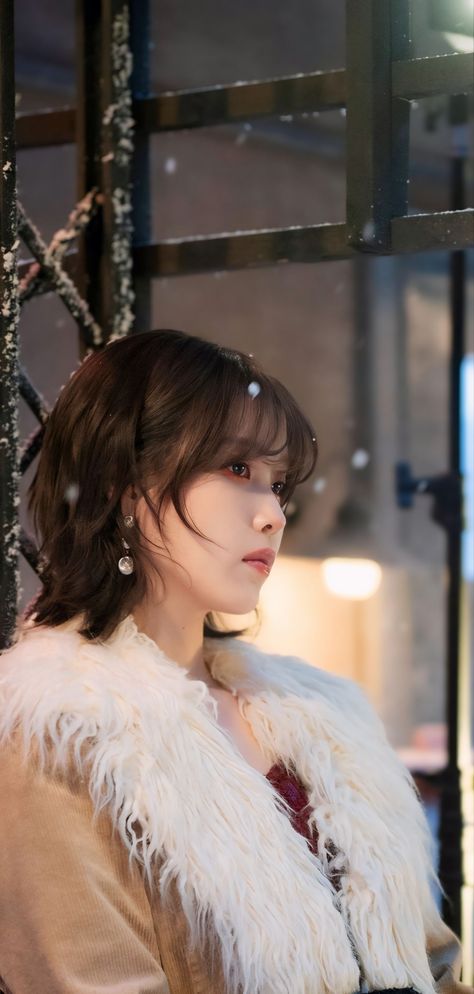 Iu Poster, Iu Kdrama, Iu Photos, Iu Wallpaper, Iu Hair, Lee Jieun, Beauty Photoshoot, Iu Fashion