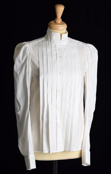 A small range of certain and basic Women's accessories. Cut from authentic patterns and made in natural materials. Victorian Shirt, Edwardian Costumes, 1890s Fashion, Award Ideas, Victorian Blouse, Ladies Blouse, Womens Blouses, 1920s Dress, Arts Award