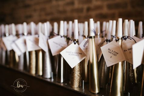 Epic Ideas for a New Year's Eve Wedding Bash | weddingsonline New Years Wedding Save The Date, New Year’s Eve Wedding Ideas, New Year’s Eve Wedding, Nye Wedding Centerpieces, New Years Eve Party Themes, House Party Outfits, New Years Eve Wedding Ideas, New Years Eve Cake, Creative Seating Chart