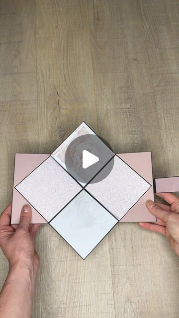 Diy Cards With Photos, Diy Popup Cards Tutorials, Origami Pop Up, Card Collage Ideas, How To Make Pop Up Cards Step By Step, Carte Cadeau Diy, Pop Up Cards Diy Templates, Cute Pop Up Cards, Folded Cards Ideas