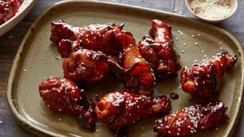 Get this all-star, easy-to-follow Sticky Honey-Soy Chicken Wings recipe from Tyler Florence Sticky Chicken Wings Recipe, Honey Soy Chicken Wings, Sticky Chicken Wings, Best Chicken Wing Recipe, Honey Soy Chicken, Summer Food Party, Soy Chicken, Sticky Chicken, Chicken Wings Recipe