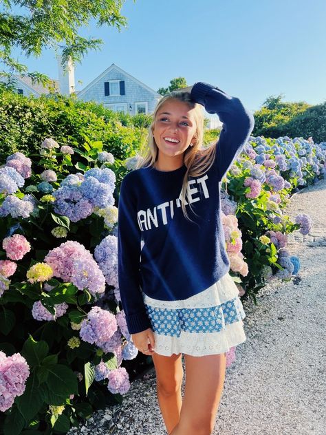 Cute Coastal Granddaughter Outfits, Southern Prep Aesthetic, Preppy Coastal Aesthetic, Coastal Grandson, Southern Preppy Outfits, Salt Beach, Cape Cod Aesthetic, Preppy Chic Outfits, New England Summer