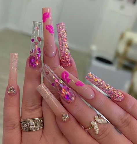 Stiletto Valentines Day Nails Pink, Pink Buchona Nails, Bling Nail Designs, Nail Ideas For Short Nails, Ideas For Short Nails, Vday Nails, Salon Owner, Long Acrylic Nail Designs, Nails Design With Rhinestones