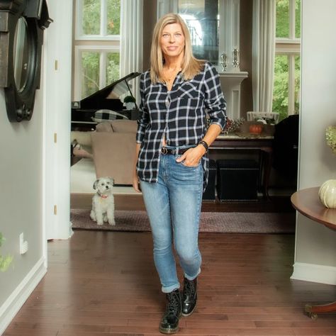 How to Wear Doc Martens for Women Over 50 - The Simple Mindset Styling Doc Martens Winter, Doc Martens Over 40, Martin Boots Outfits, Dr Martins Outfits, How To Wear Doc Martens, How To Style Dr Martens, Doc Martin Outfits, Dr Martens Boots Women, Doc Martens Outfit Fall