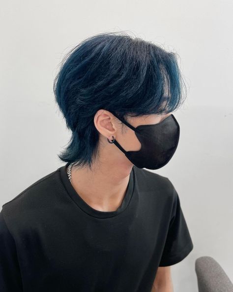 Dark Blue Hair Color Men, Dark Blue Hair Men, Hair Dye Ideas For Men, Dark Blue Hair Color, Blue Tips Hair, Black Hair With Red Highlights, Midnight Blue Hair, Hidden Hair Color, Navy Blue Hair